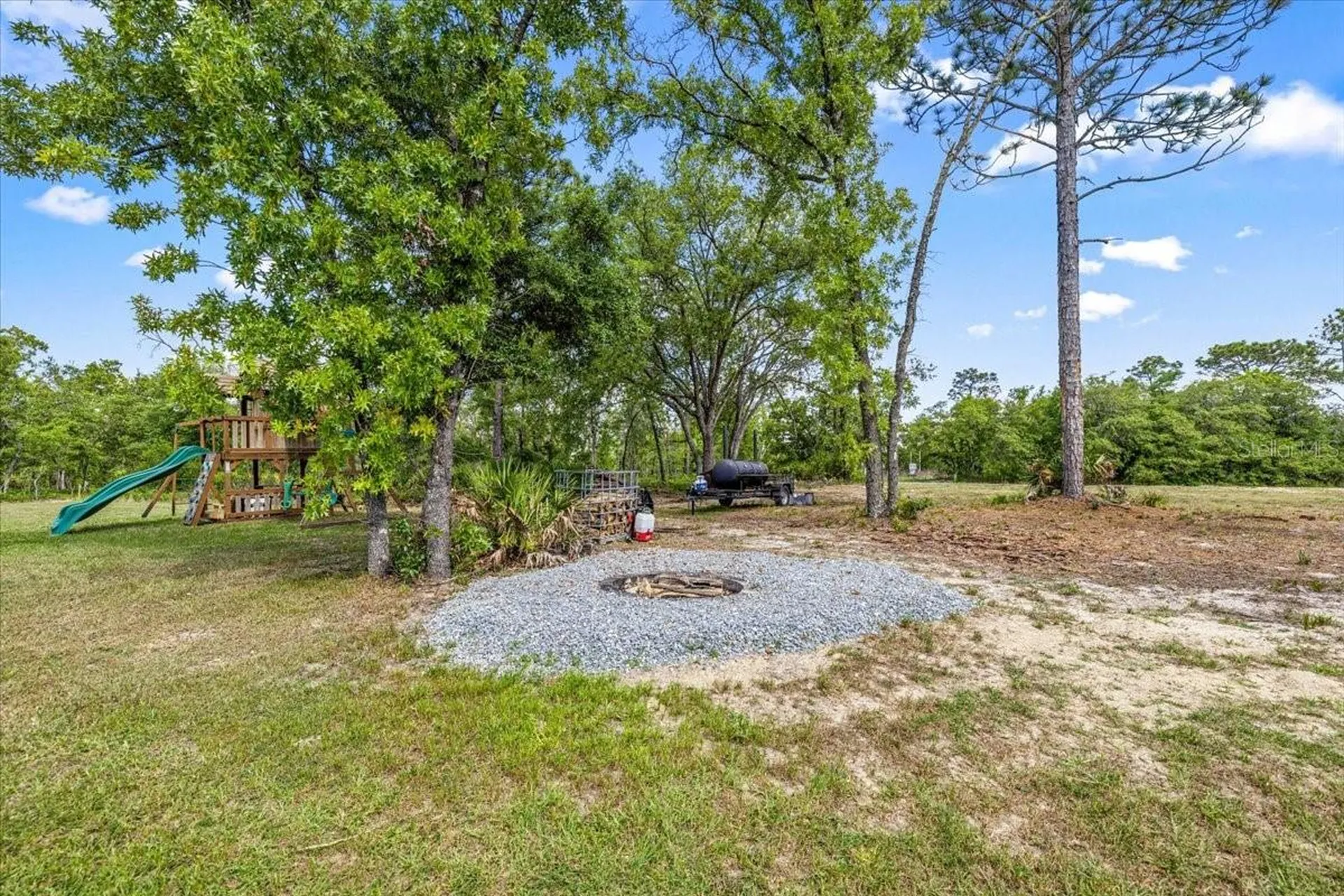 1348 W Mcneal Drive Dunnellon FL 34431