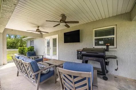 1348 W Mcneal Drive Dunnellon FL 34431