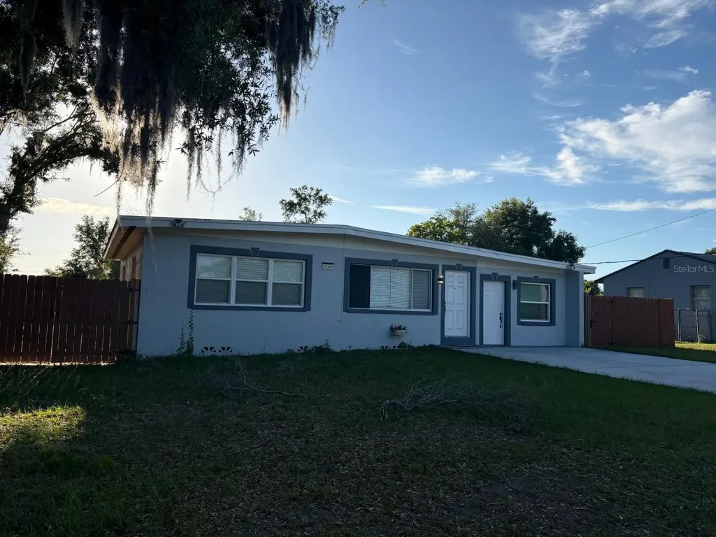 14347 Delmar Street Dade City FL 33525