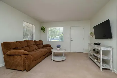 2964 Alonso Road Jacksonville FL 32216