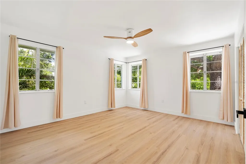 2002 Virginia Drive Bradenton FL 34205