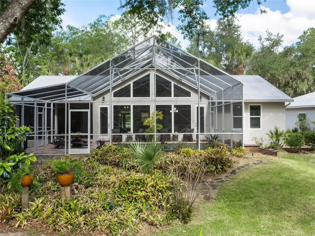 6043 Lake Erie Road Groveland FL 34736