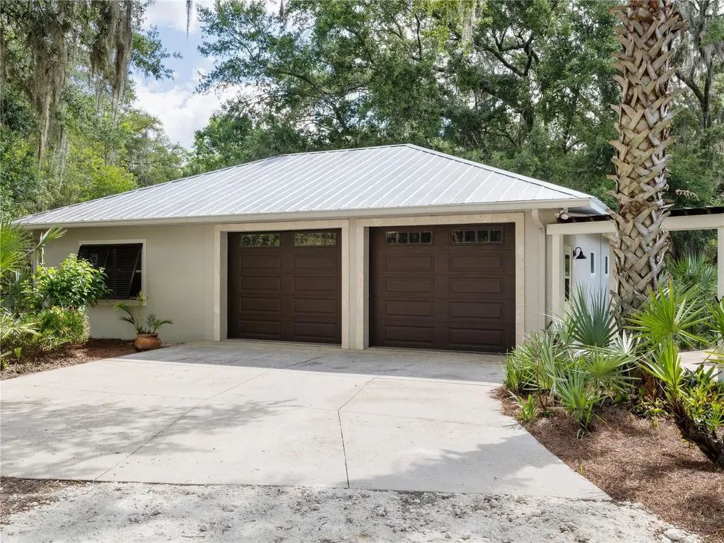 6043 Lake Erie Road Groveland FL 34736