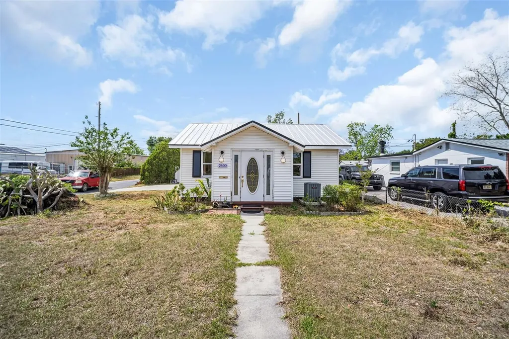 2600 26th Avenue N St Petersburg FL 33713