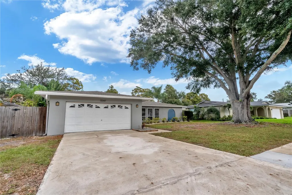 13347 88th Place Seminole FL 33776