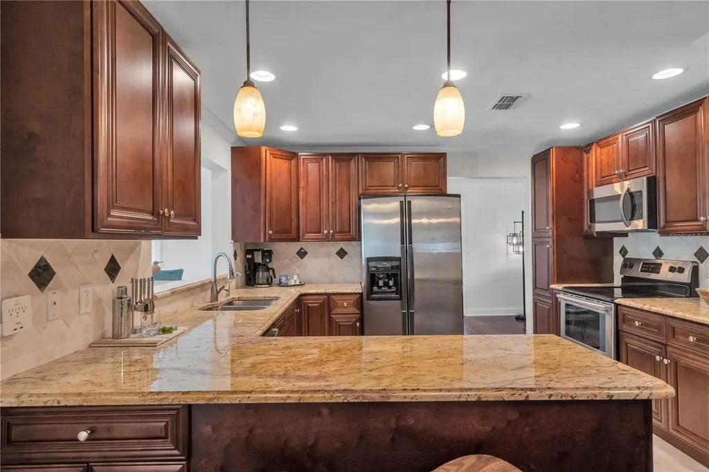 13347 88th Place Seminole FL 33776