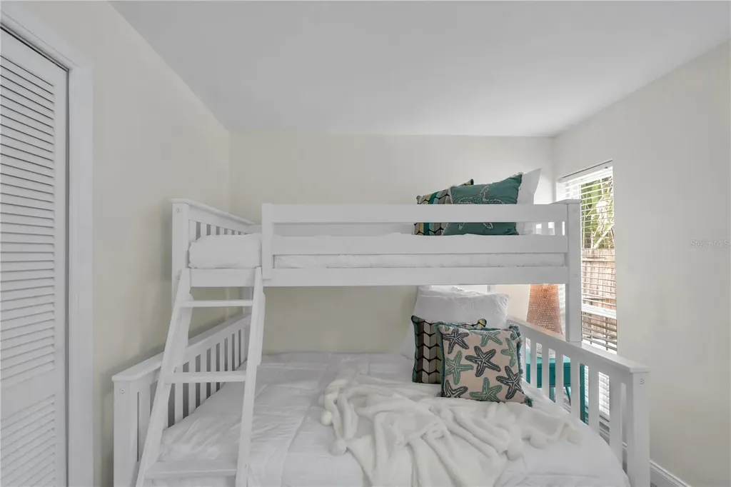 13347 88th Place Seminole FL 33776