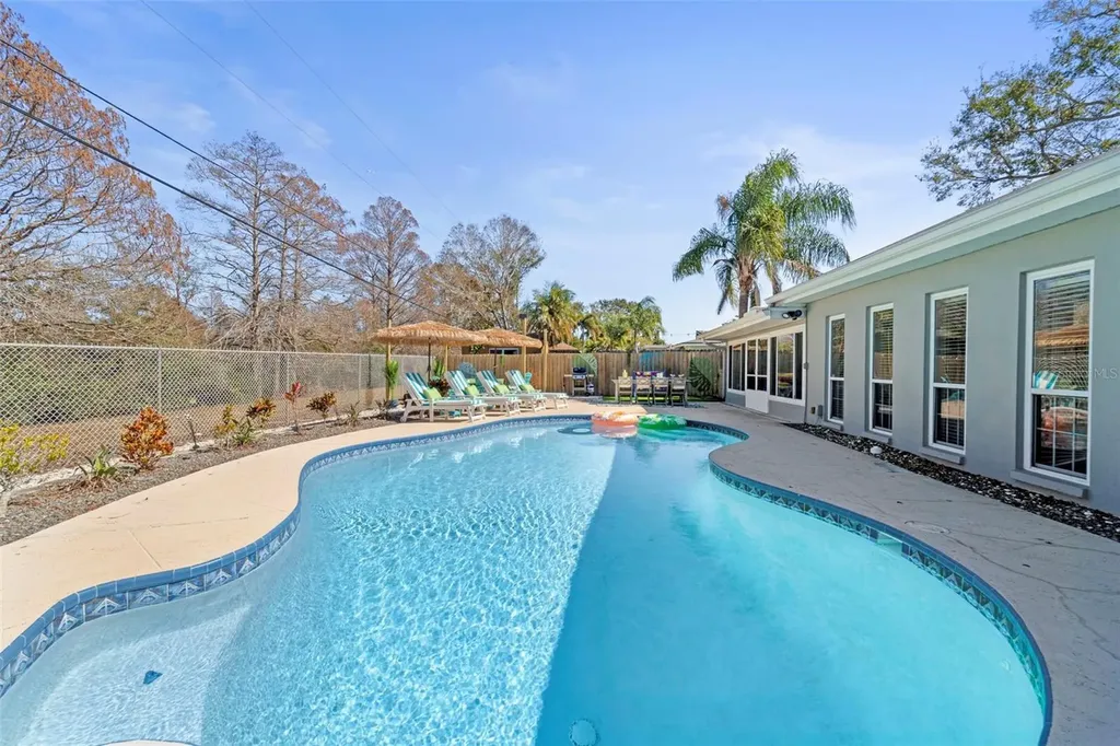 13347 88th Place Seminole FL 33776