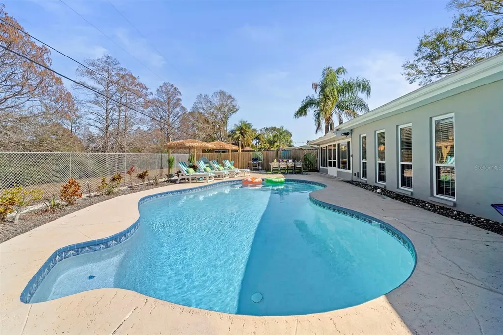 13347 88th Place Seminole FL 33776