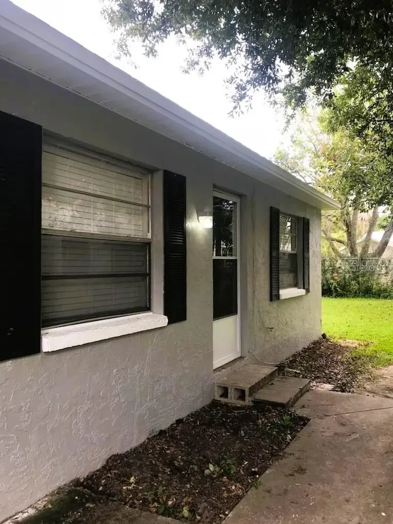 6405 S Roberts Avenue Tampa FL 33616