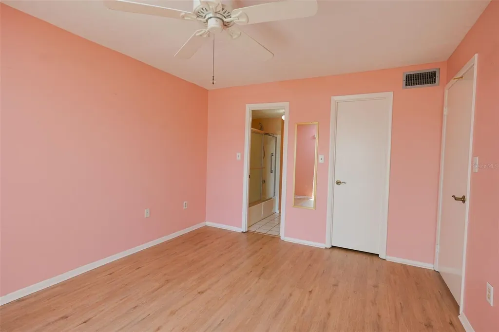 3607 Lake Bayshore Drive Bradenton FL 34205