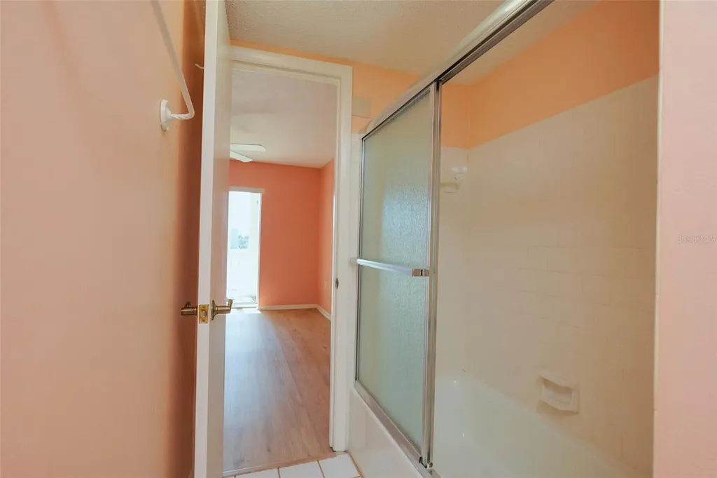 3607 Lake Bayshore Drive Bradenton FL 34205