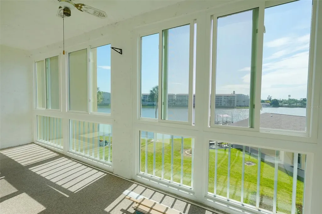 3607 Lake Bayshore Drive Bradenton FL 34205