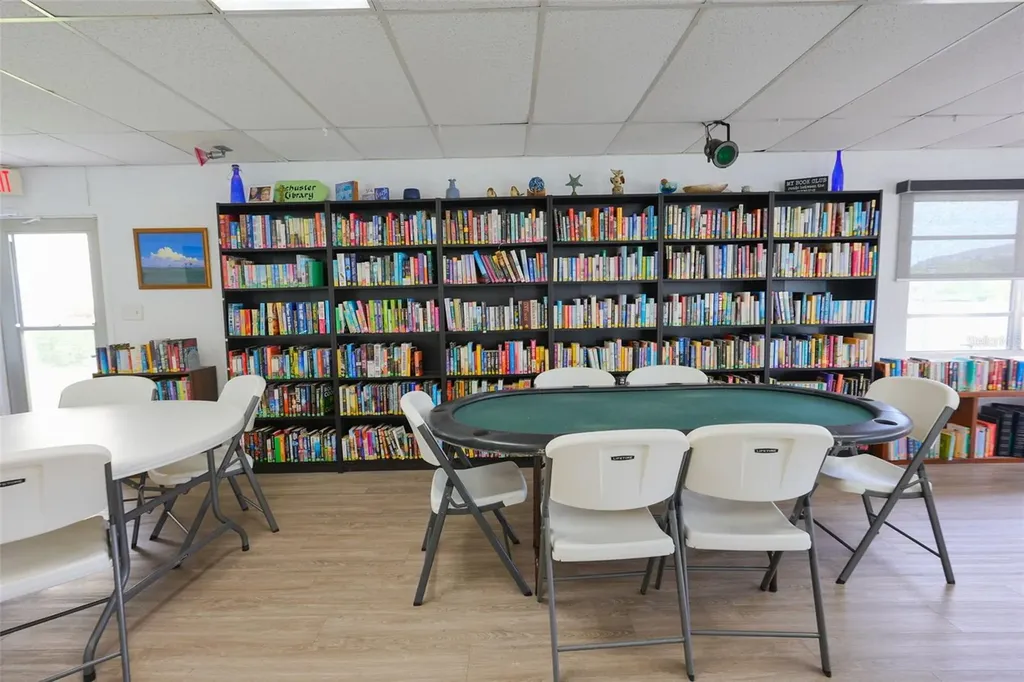 3607 Lake Bayshore Drive Bradenton FL 34205