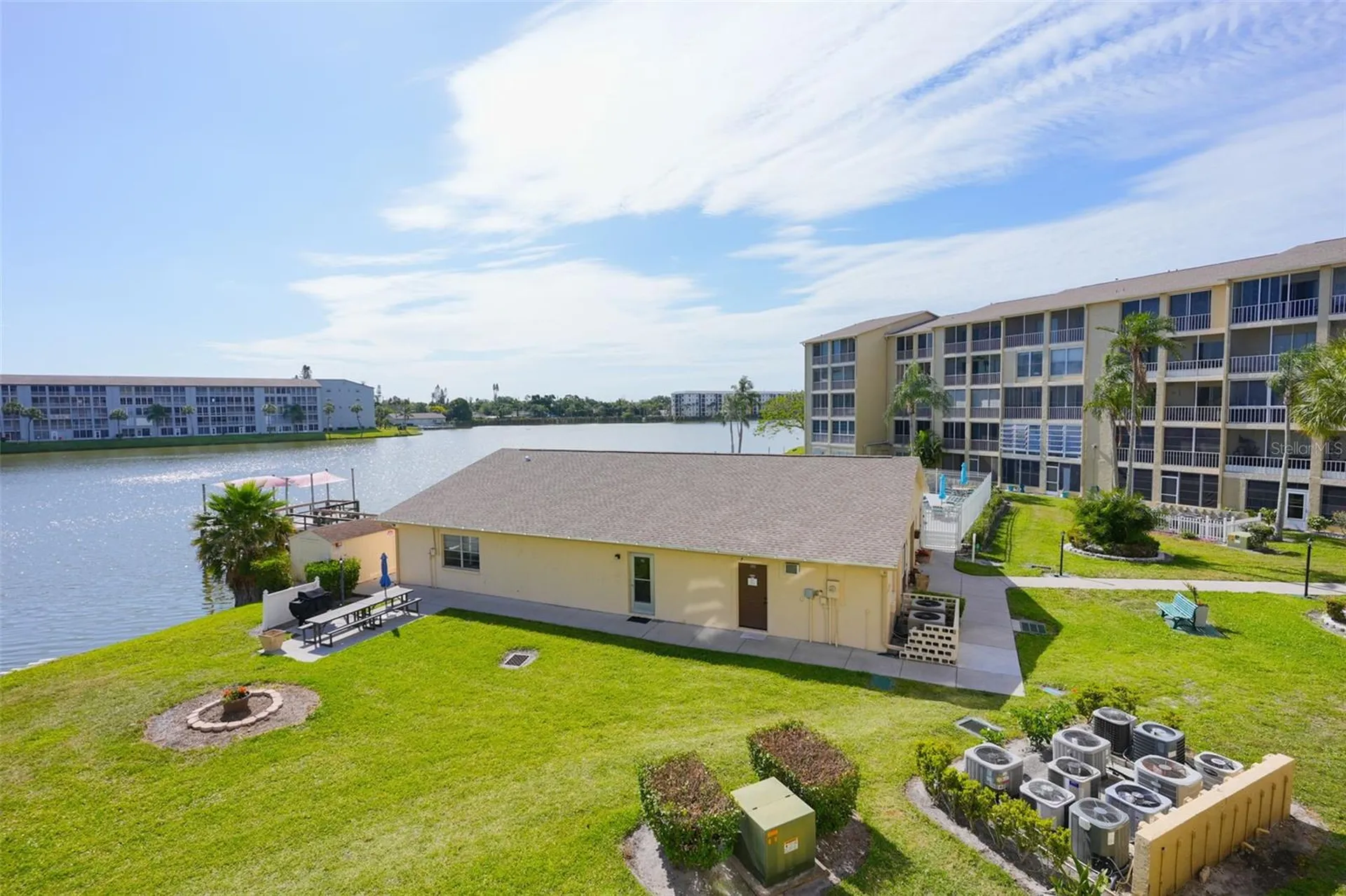 3607 Lake Bayshore Drive Bradenton FL 34205