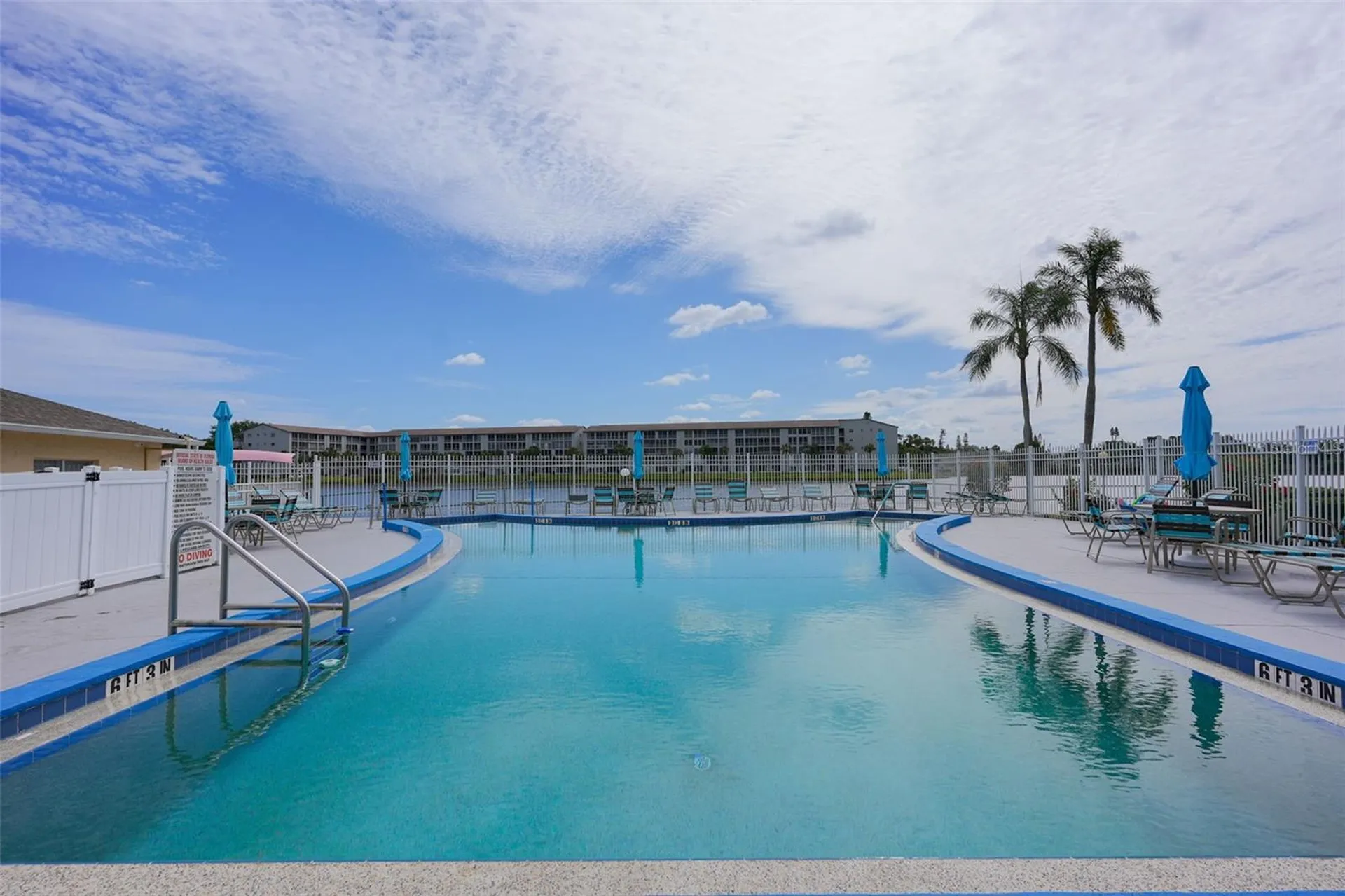 3607 Lake Bayshore Drive Bradenton FL 34205