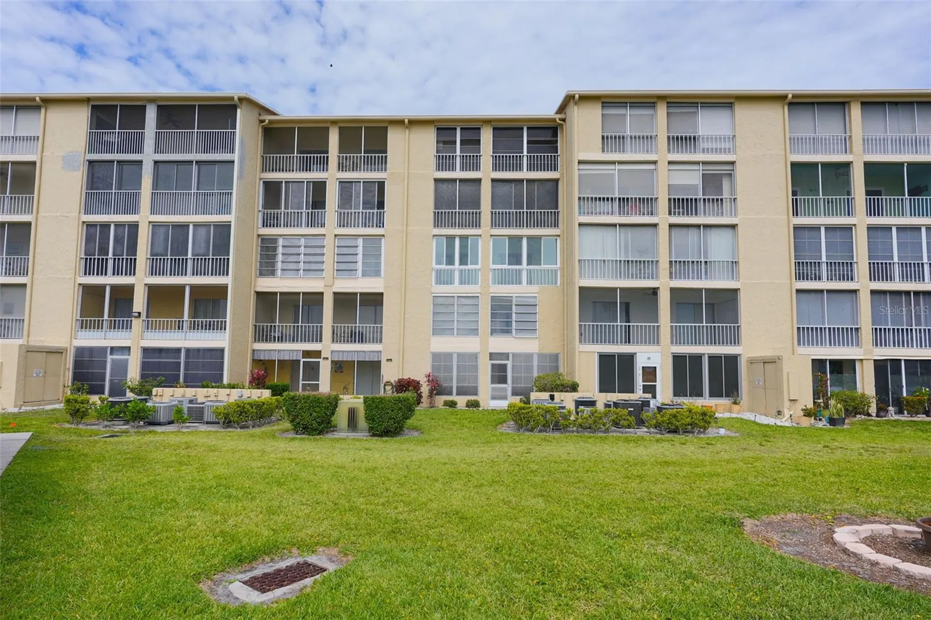3607 Lake Bayshore Drive Bradenton FL 34205