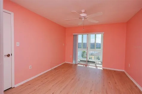 3607 Lake Bayshore Drive Bradenton FL 34205