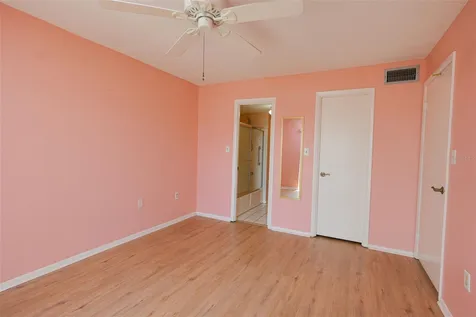 3607 Lake Bayshore Drive Bradenton FL 34205