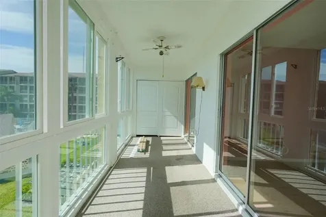 3607 Lake Bayshore Drive Bradenton FL 34205