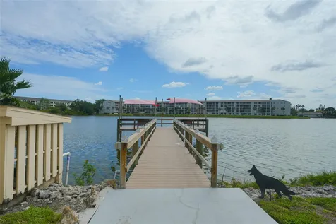 3607 Lake Bayshore Drive Bradenton FL 34205