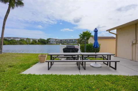 3607 Lake Bayshore Drive Bradenton FL 34205