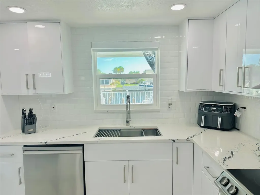 4229 Floramar Terrace New Port Richey FL 34652