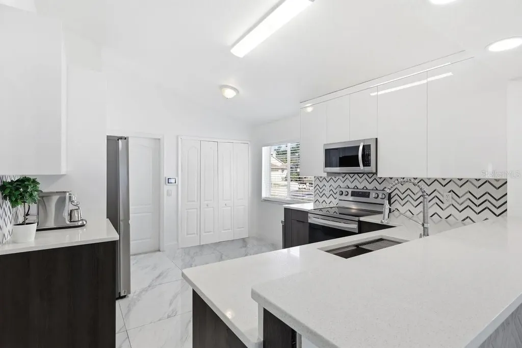 4030 Watercove Drive Riverview FL 33578