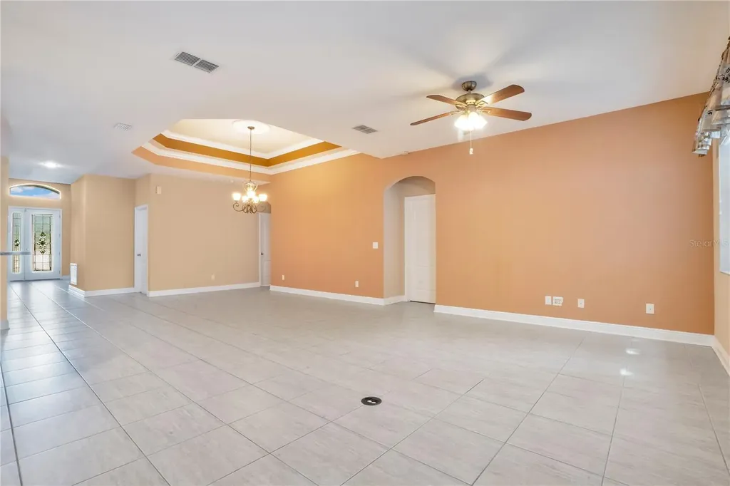 2210 Valterra Vista Way Valrico FL 33594