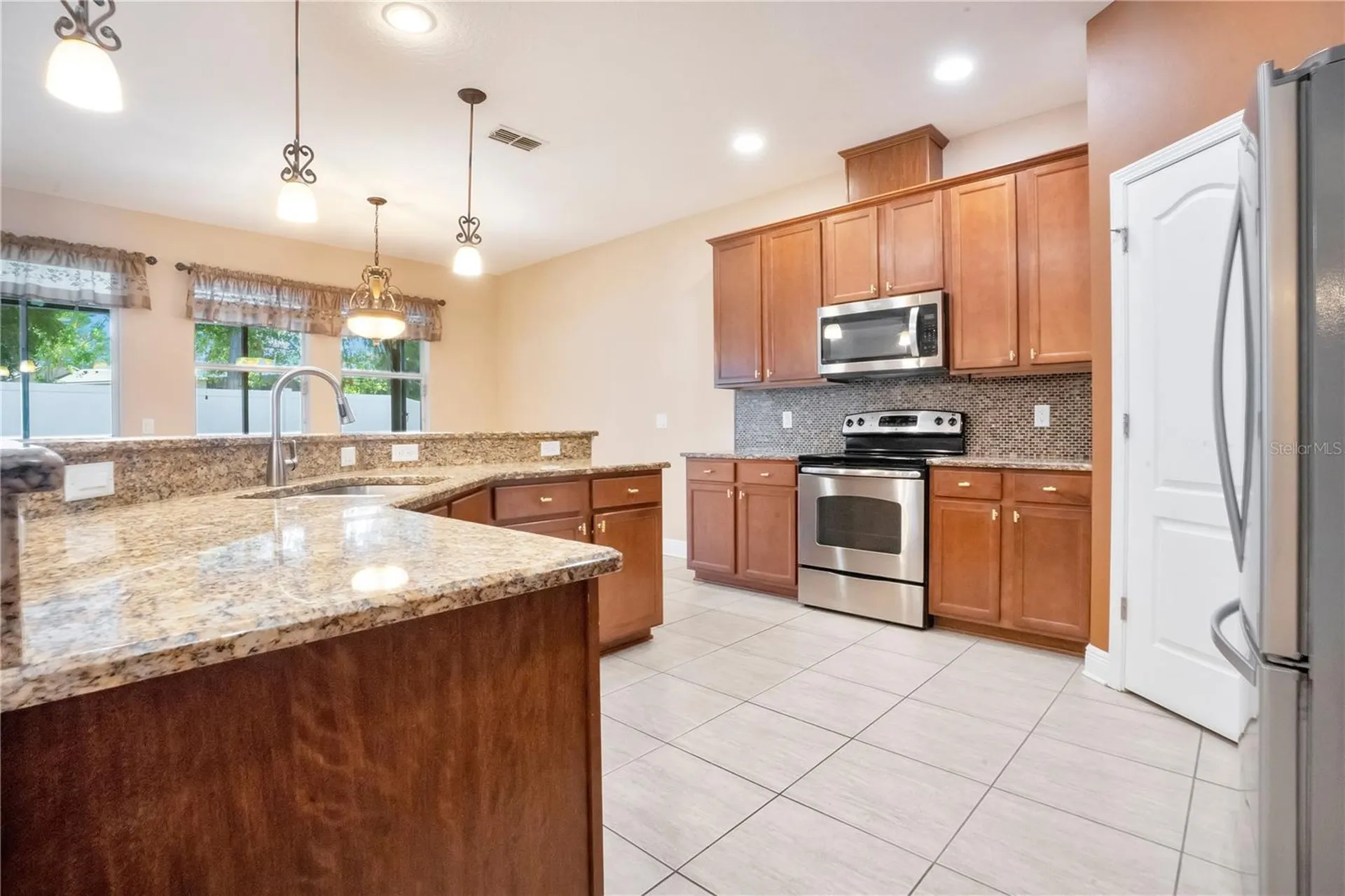 2210 Valterra Vista Way Valrico FL 33594