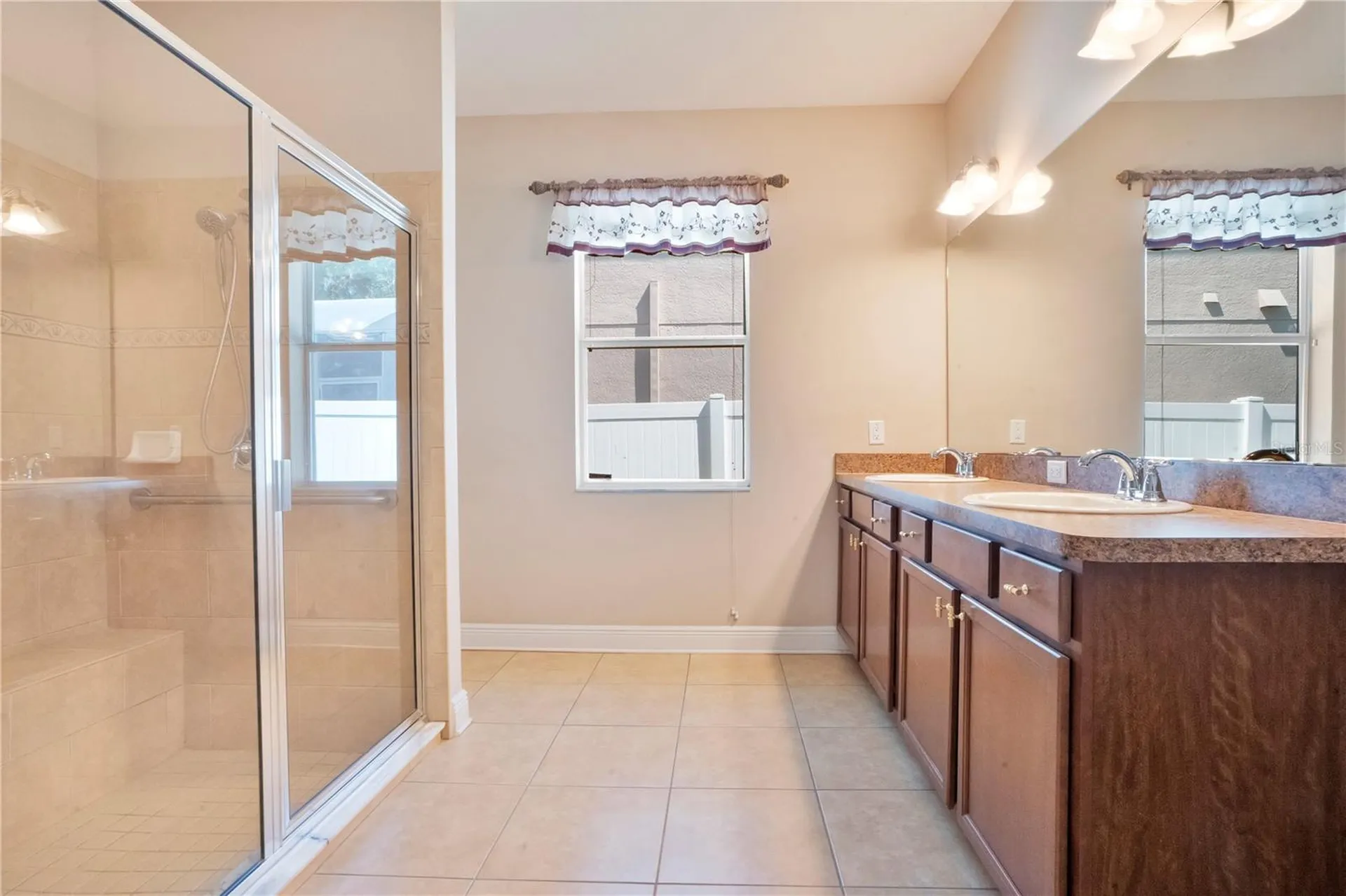 2210 Valterra Vista Way Valrico FL 33594