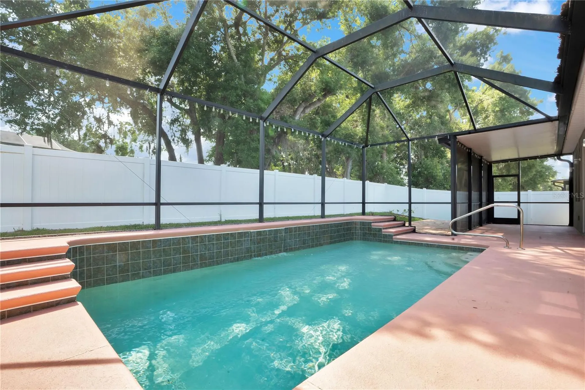 2210 Valterra Vista Way Valrico FL 33594