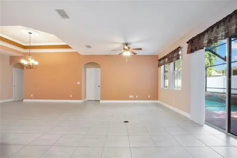 2210 Valterra Vista Way Valrico FL 33594