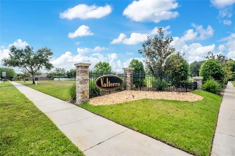 2210 Valterra Vista Way Valrico FL 33594