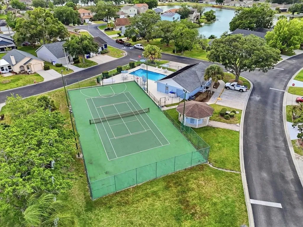 2063 Windward Pass Lakeland FL 33813