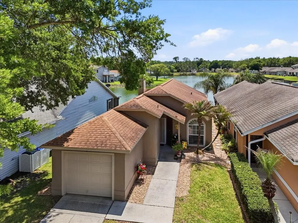 2063 Windward Pass Lakeland FL 33813
