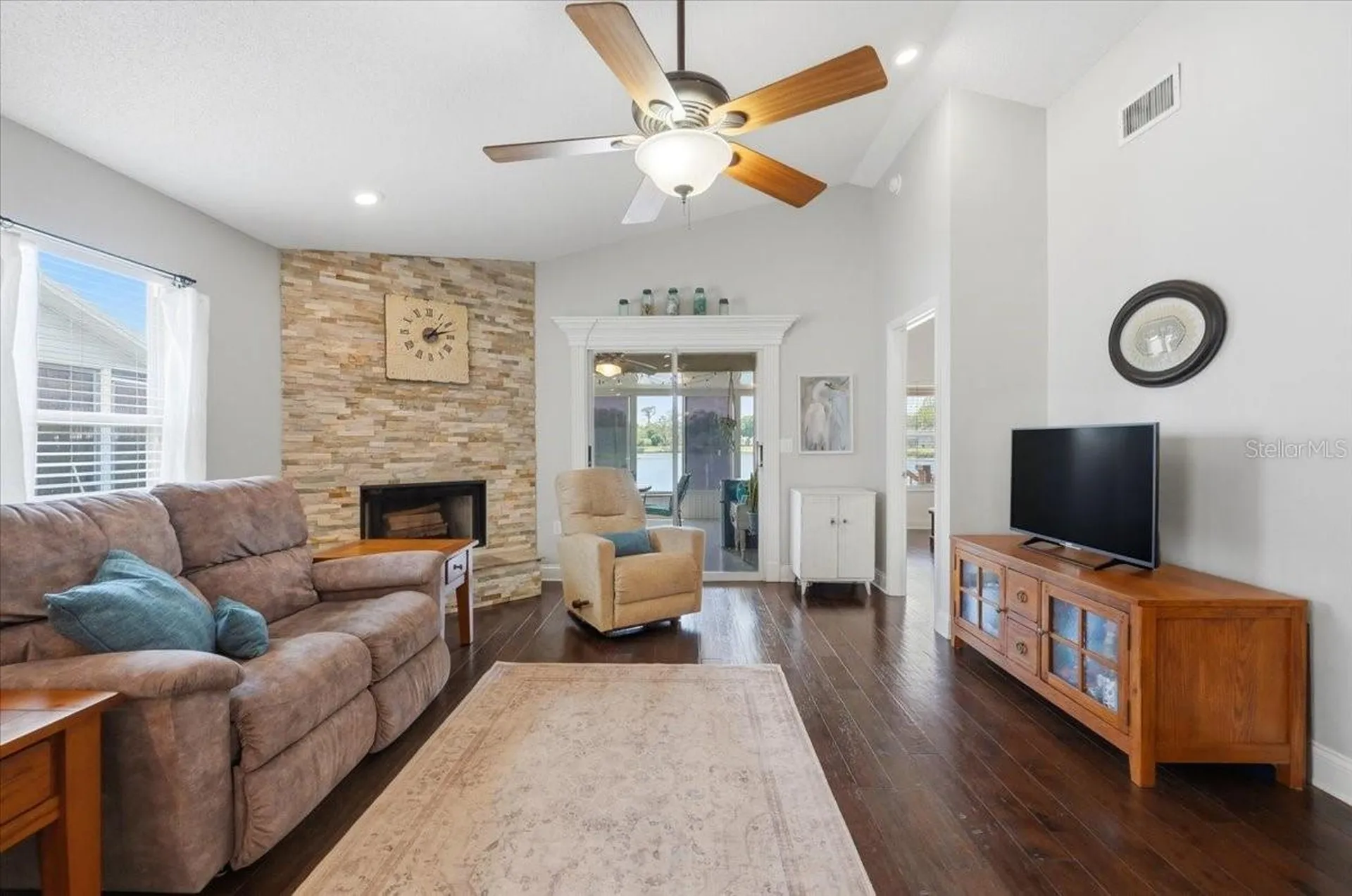 2063 Windward Pass Lakeland FL 33813