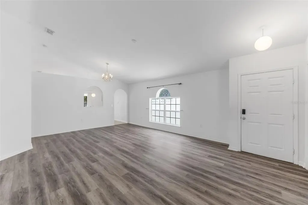 910 Brenton Leaf Drive Ruskin FL 33570
