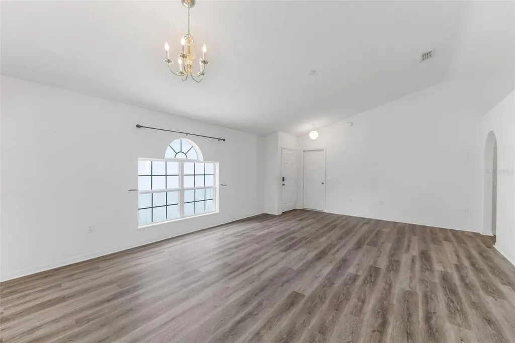 910 Brenton Leaf Drive Ruskin FL 33570