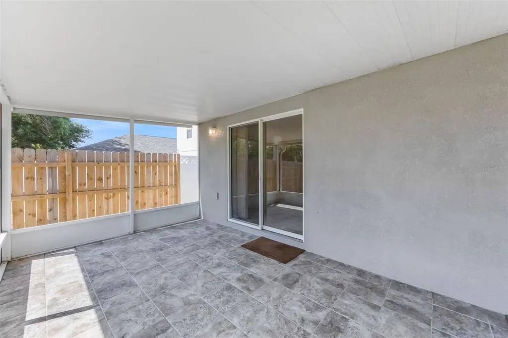 910 Brenton Leaf Drive Ruskin FL 33570