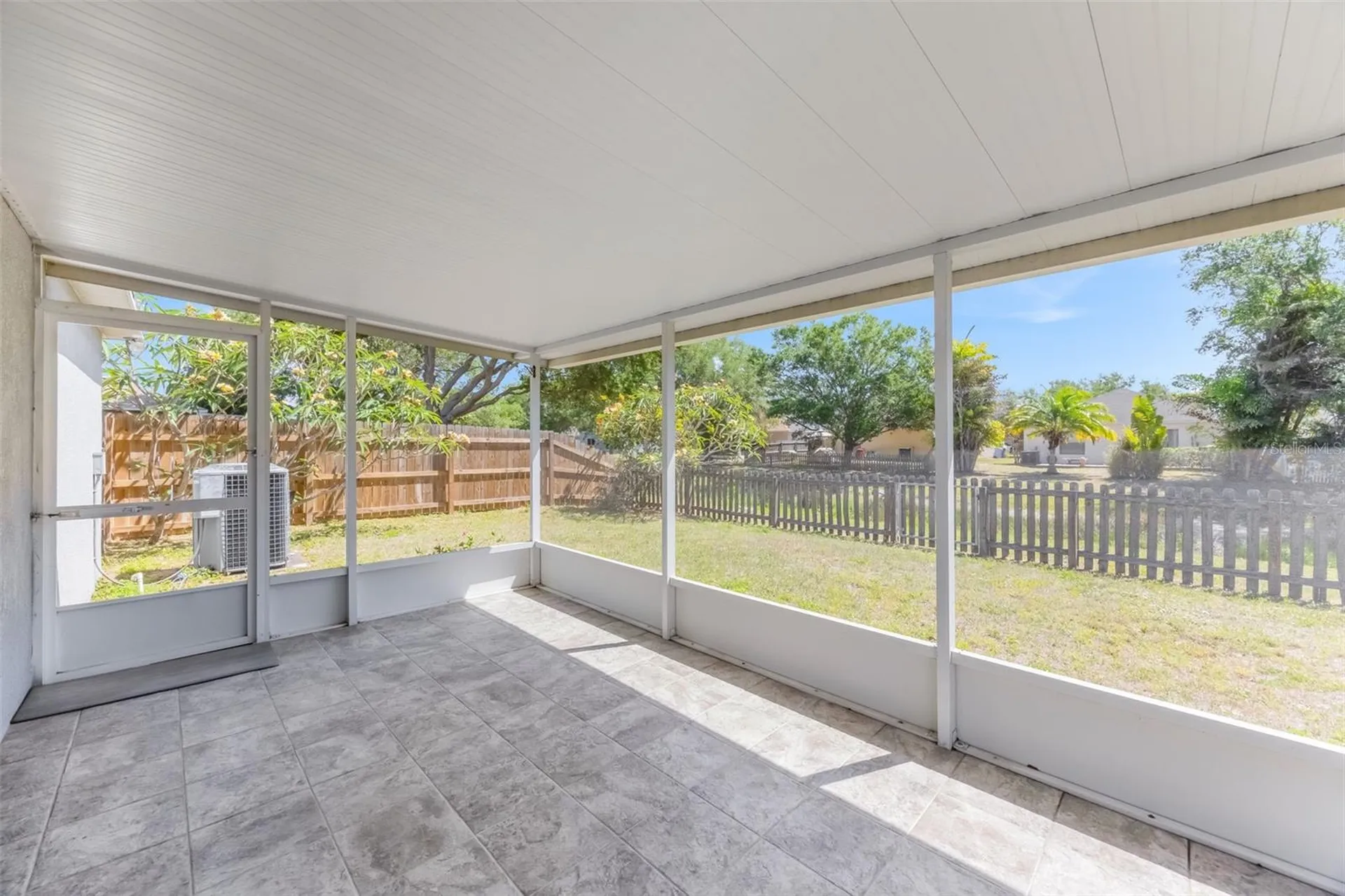 910 Brenton Leaf Drive Ruskin FL 33570