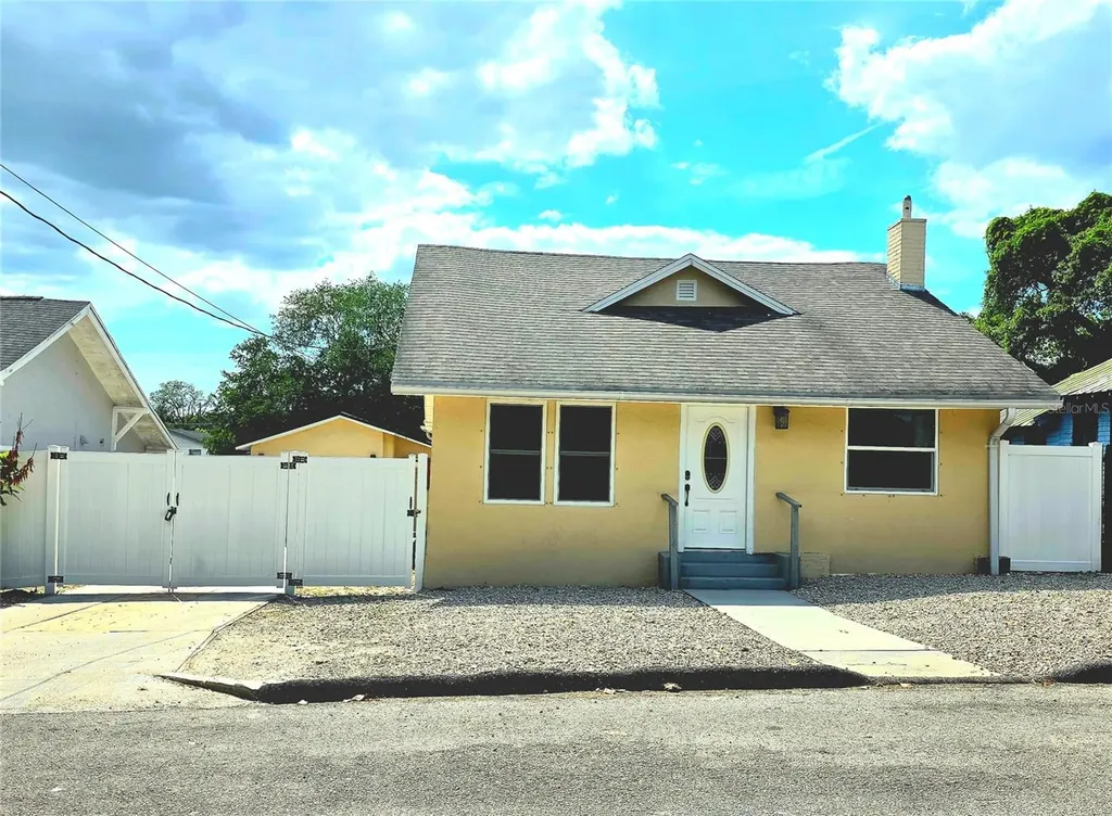 8514 N Mitchell Avenue Tampa FL 33604