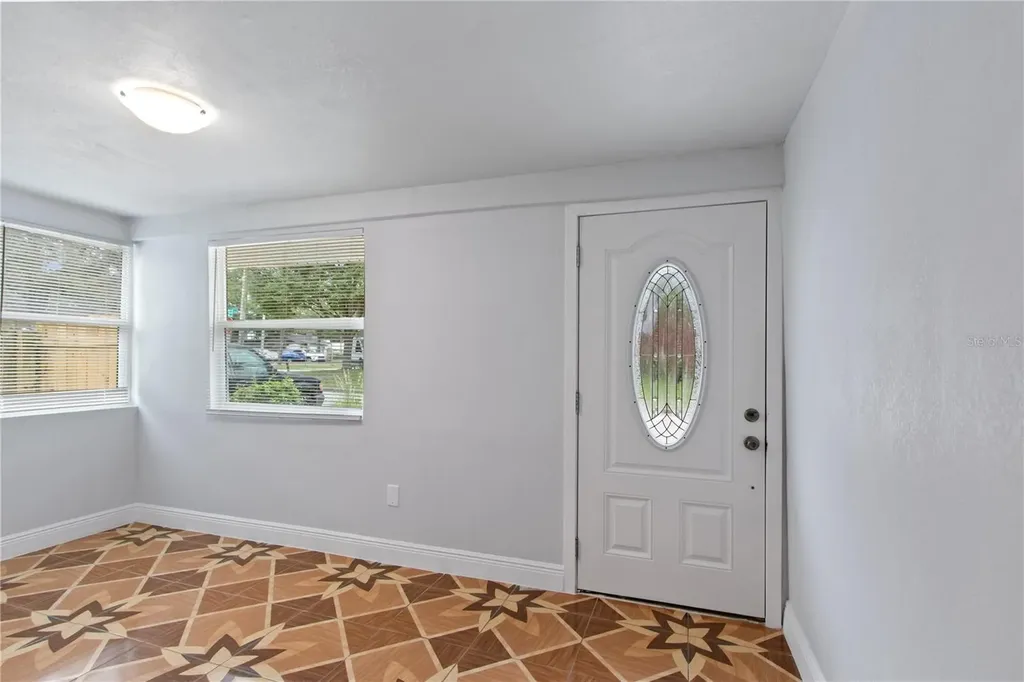 8514 N Mitchell Avenue Tampa FL 33604
