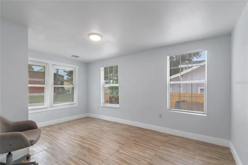 8514 N Mitchell Avenue Tampa FL 33604