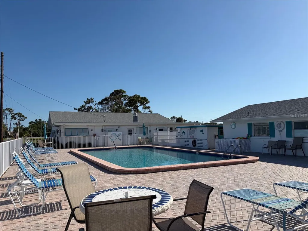 218 Outer Drive W Venice FL 34285