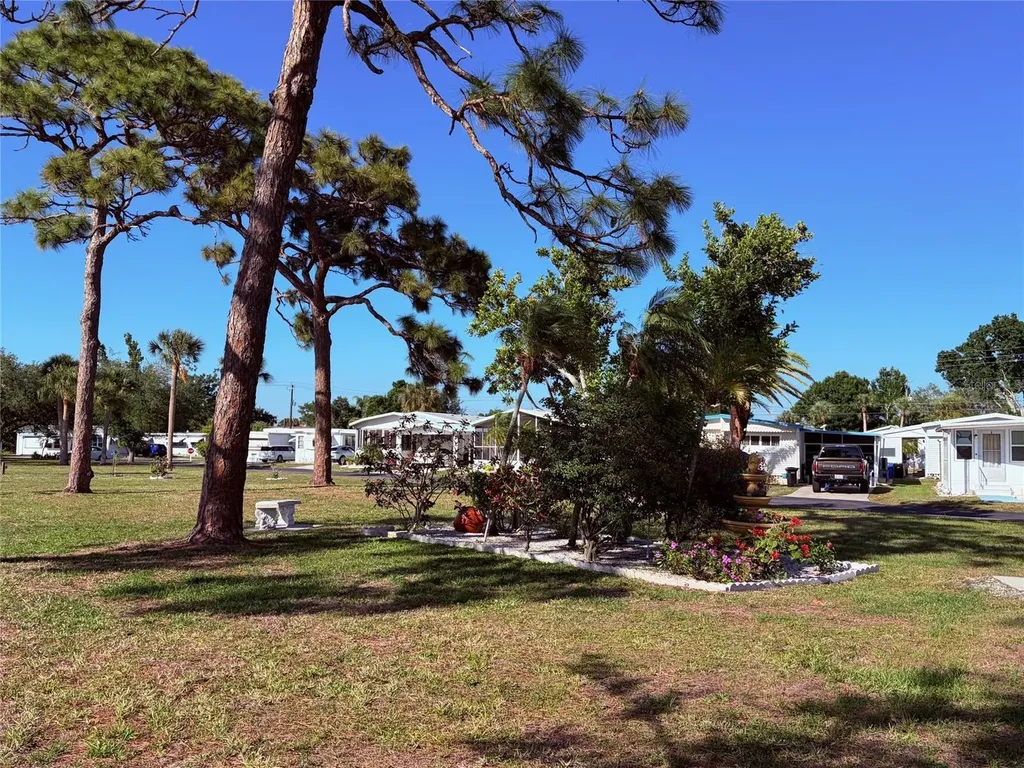 218 Outer Drive W Venice FL 34285