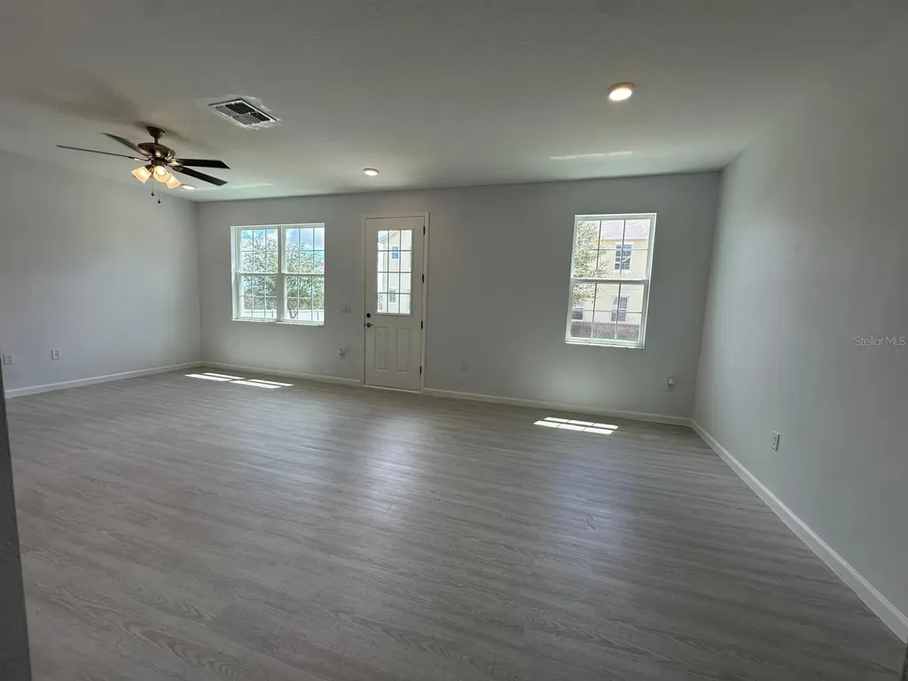 112 Holly Village Drive Davenport FL 33837