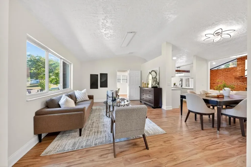 7126 Crooked Lake Trail Orlando FL 32818