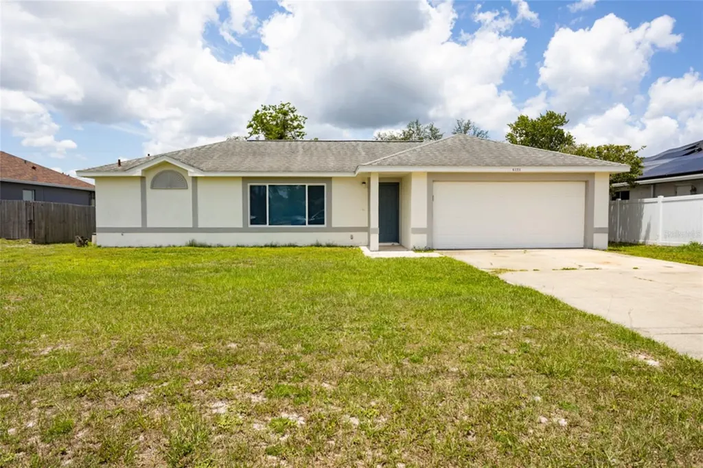 2940 Courtland Boulevard Deltona FL 32738