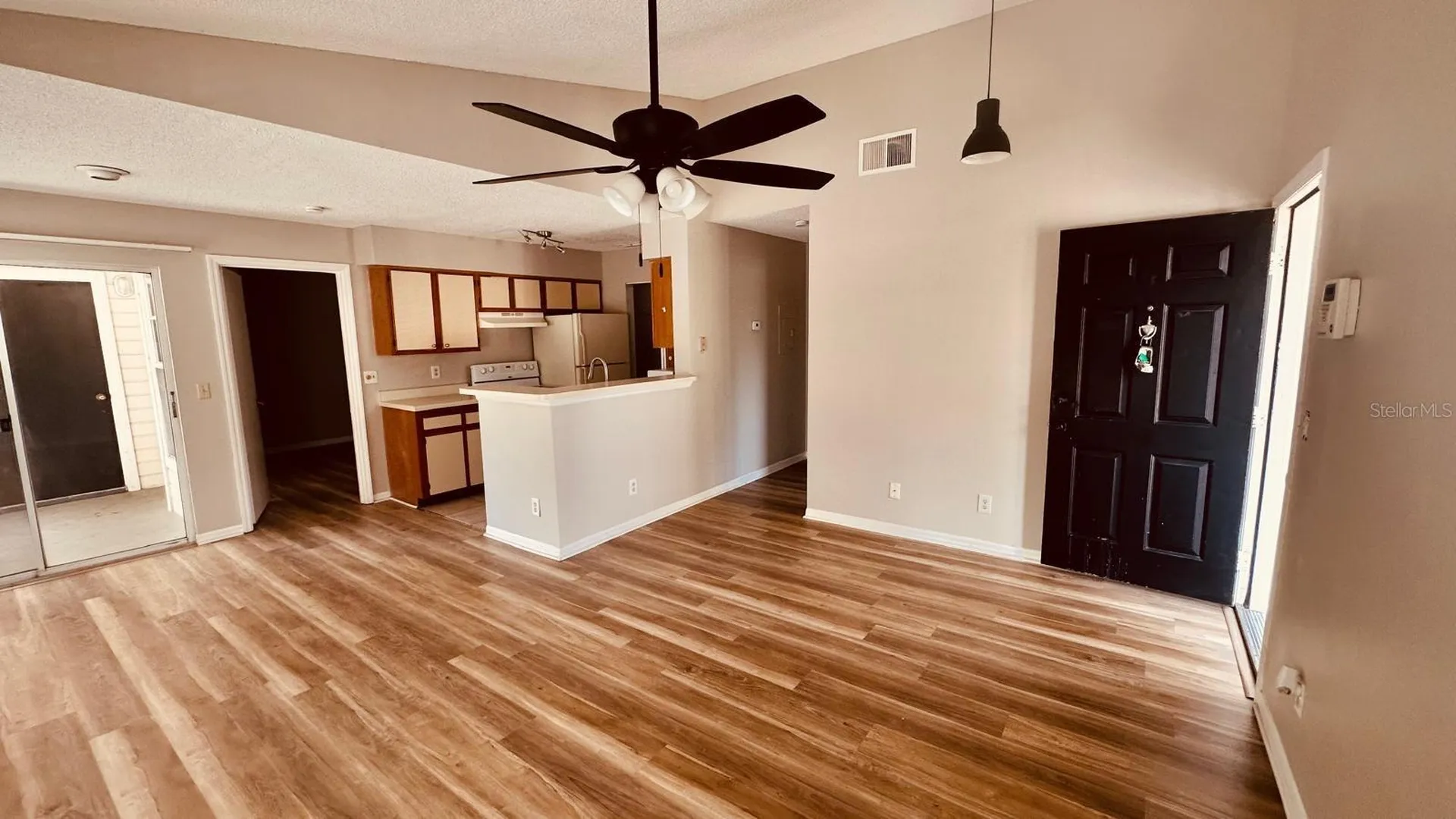 1087 S Hiawassee Road Orlando FL 32835